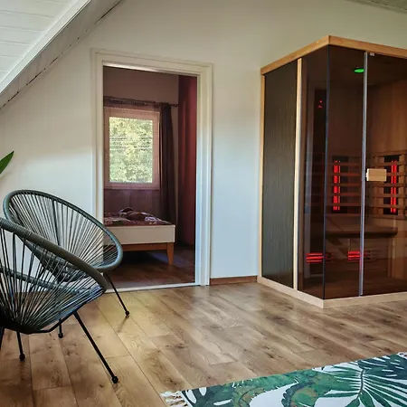 Zen Garden Szajki Tavak Сasa de vacaciones *